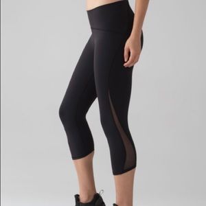 LULULEMON TRAIN TIMES BLACK LUXTREME 17" CROP 4